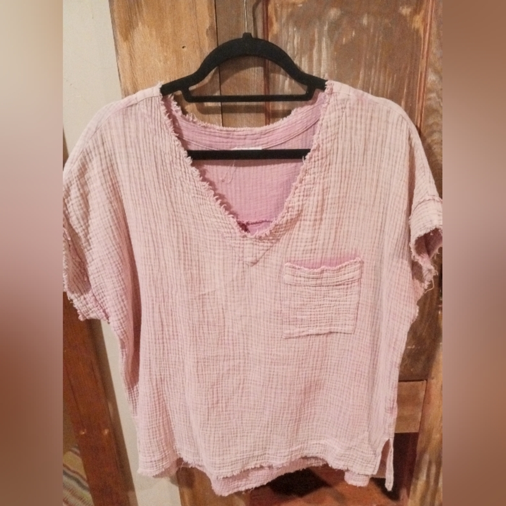 Entro Light Pink Textured V-Neck Blouse
